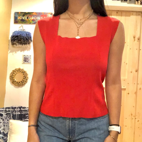 Red Tank - Picture 2 of 3